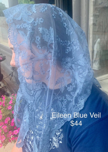 blue traditional latin mass chapel veil mantilla