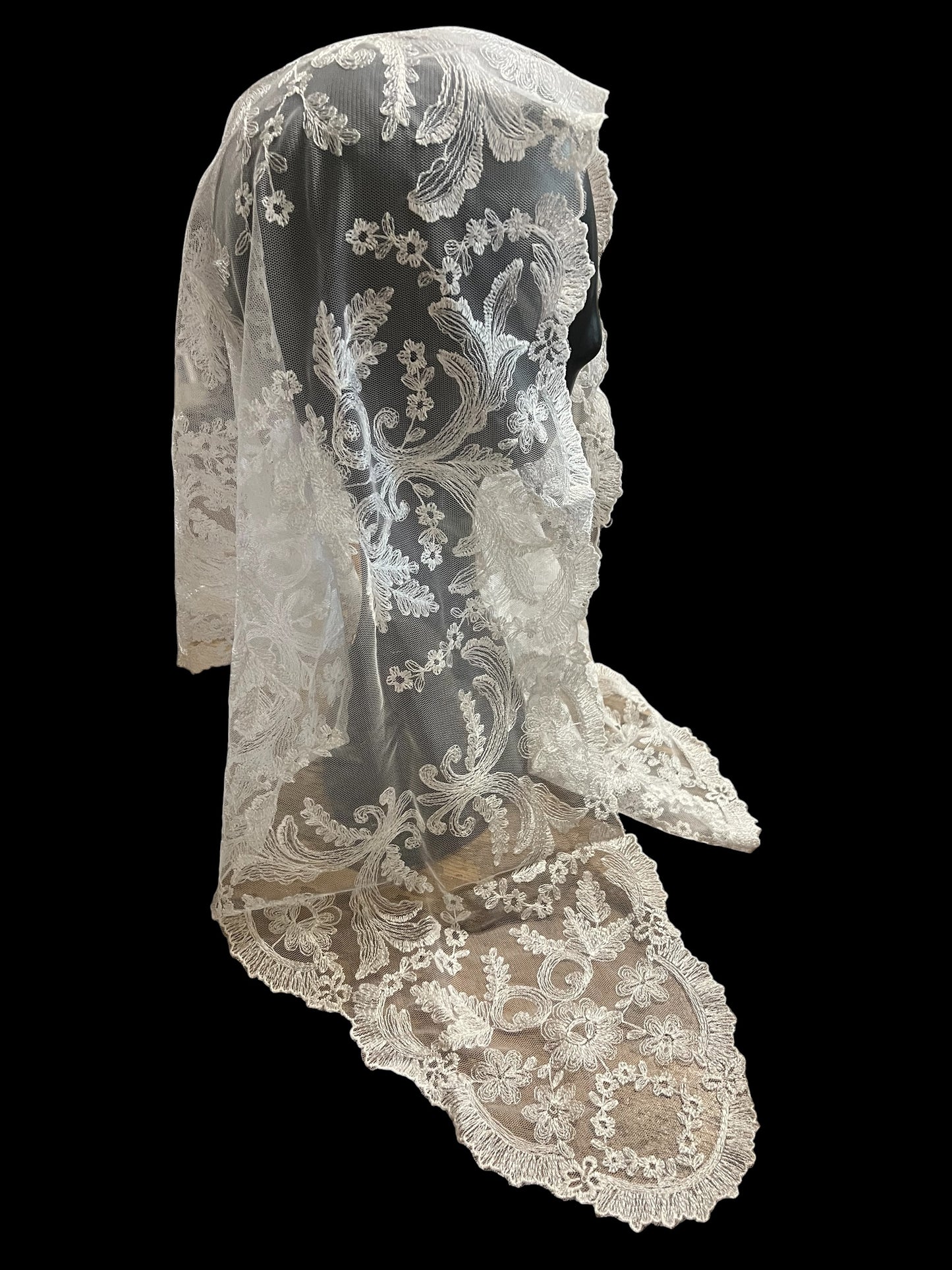 Miriam white veil